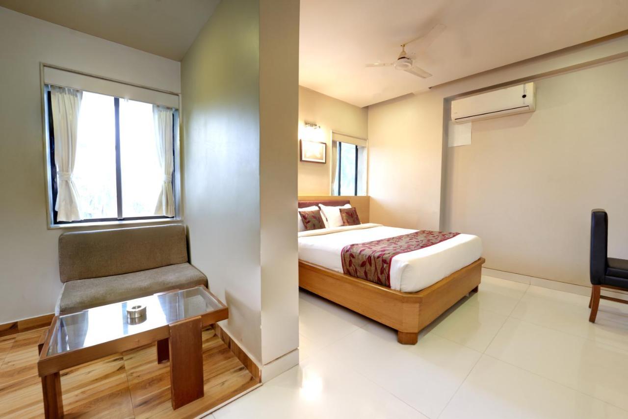 Hotel Prestige, Mangaluru Exterior foto